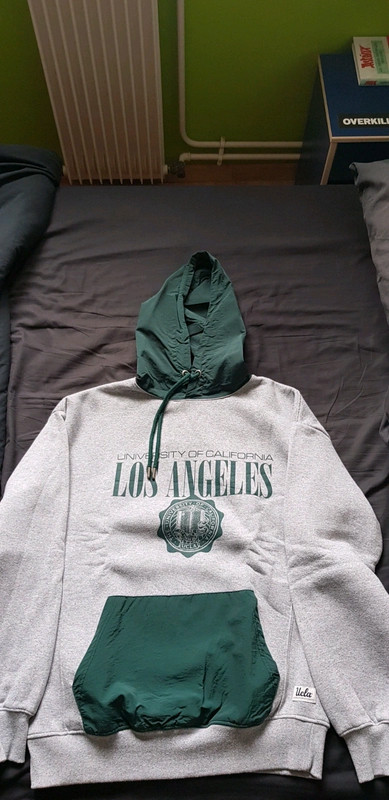 Sweat UCLA Pull and Bear - Vinted