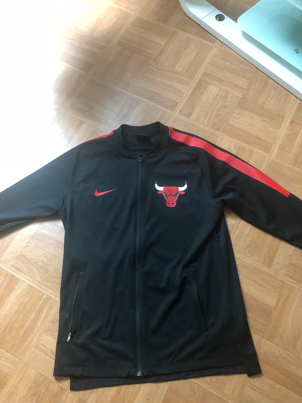 Veste de survêtement noir et rouge Nike Chicago Bulls - Vinted