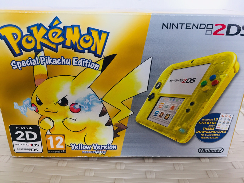 Nintendo 2DS édition Pikachu collector neuve + jeu pokémon jaune - Vinted