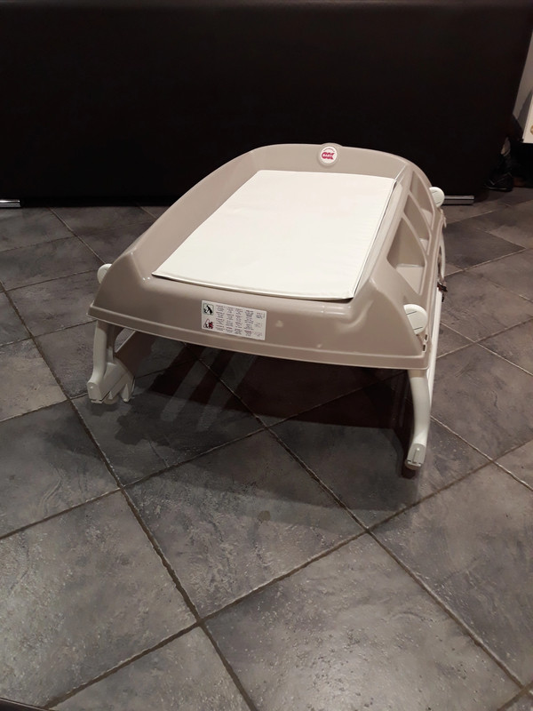 Table à langer pour poser sur baignoire adulte ou meuble - Vinted