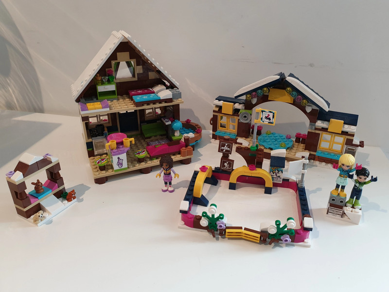Lego friends chalet 41323 + patinoire 41322 - Vinted