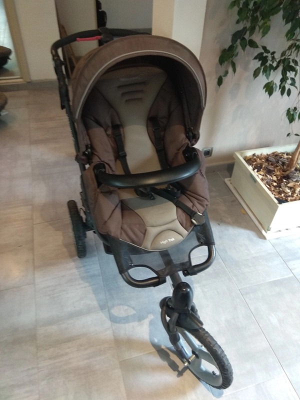 Poussette Bebe Confort High Trek Avec Cosy Et Nacelle Habillage Pluie Vinted Poussette Bebe Confort High Trek Avec Cosy Et Nacelle Habillage Pluie Vinted