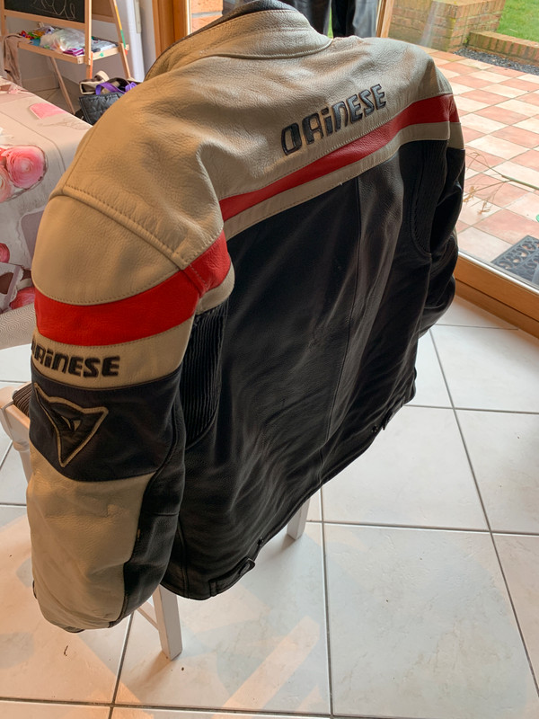 Blouson cuir Dainese taille 48 - Vinted