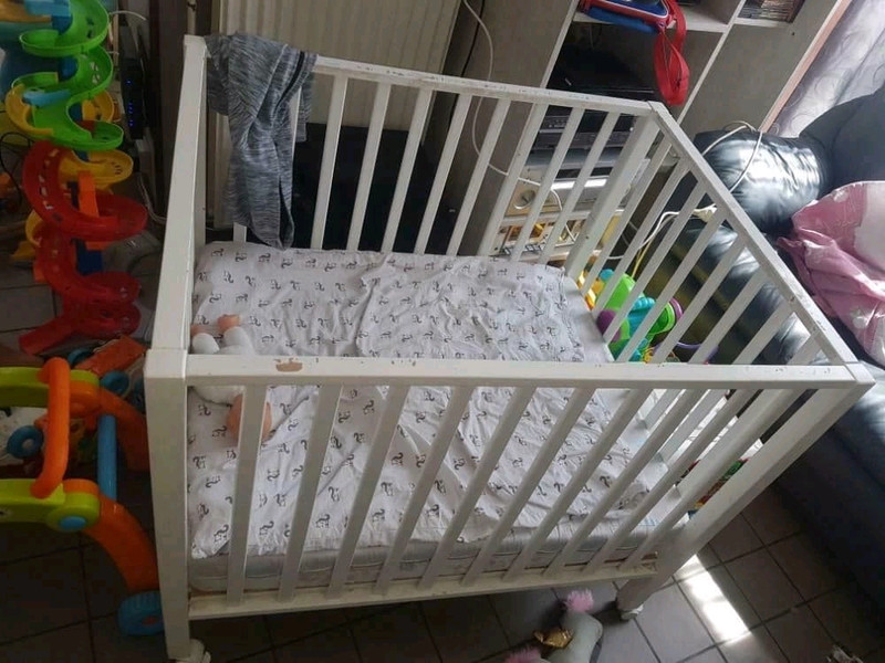 Parc Bebe Ikea Plus Mobile Complet Avec Roulette Et Un Tiroir Vinted Parc Bebe Ikea Plus Mobile Complet Avec Roulette Et Un Tiroir Vinted