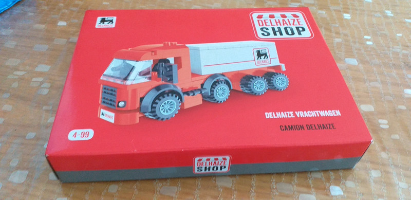 Petit camion en Lego du magasin delhaize en Belgique - Vinted