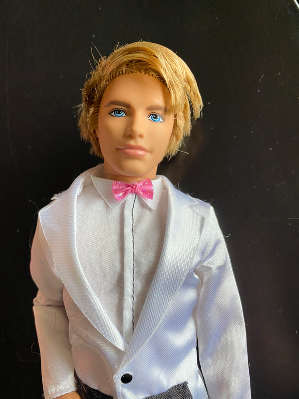Poupée Barbie Ken marié Mattel - Vinted