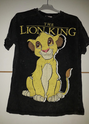 Tee-shirt bershka le roi lion - Vinted