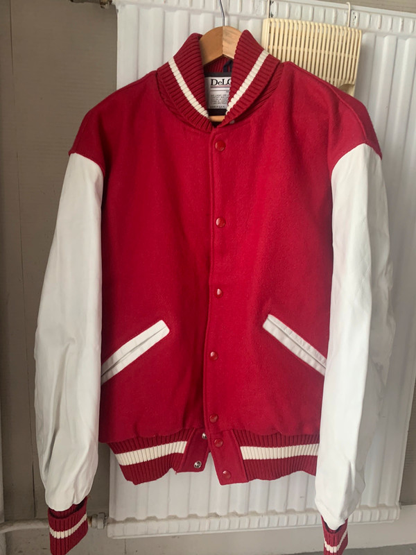 Blouson Teddy Delong Vintage Des Annees 80 90 Medium Neuf Vinted Blouson Teddy Delong Vintage Des Annees 80 90 Medium Neuf Vinted